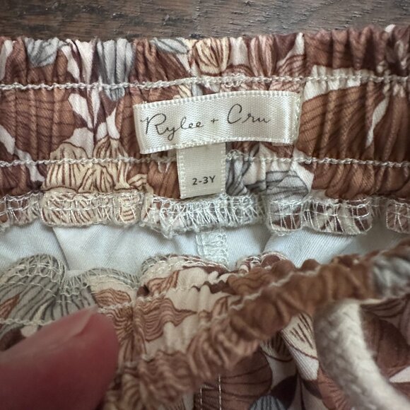 Rylee + Cru Boys' Tropical Flower Swim Trunks - Picture 3 of 4